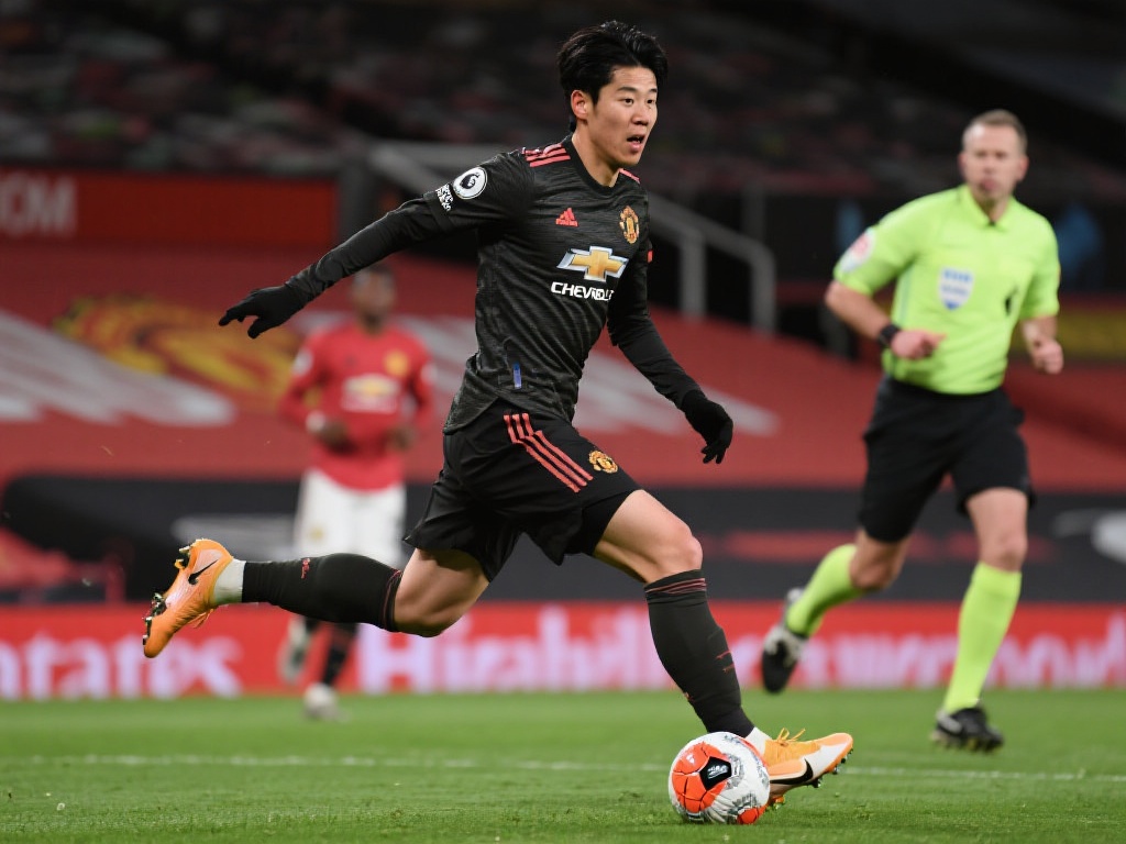 中超赛场上的北京国安：表现回顾与未来期待