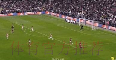 250万捡到宝!巴萨20岁前锋狂飙: 1球2助9.2分 冲击第1冠 250万捡到宝!巴萨20岁前锋狂飙: 1球2助9.2分 冲击第1冠